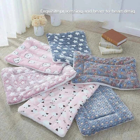 Flannel Pet Sleeping Mat – Soft, Washable, Durable Dog Bed